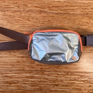 Lululemon Belt bag